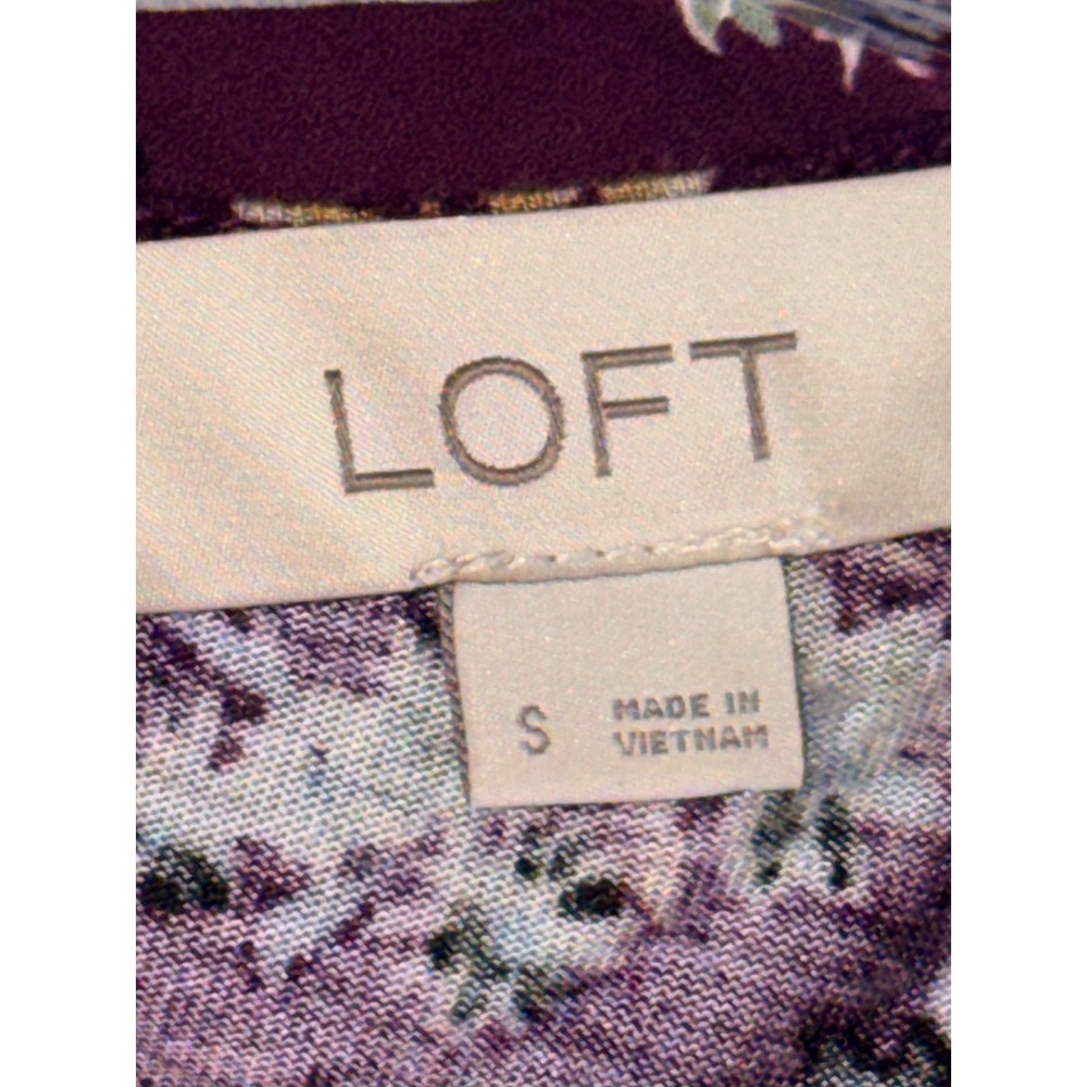 LOFT Women's Purple Floral Long Sleeve Keyhole Blouse Top Size Small NWOT - Picture 3 of 4